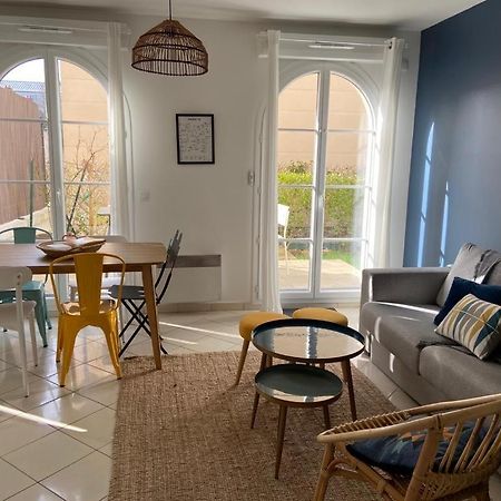 Apartment 2 Bedroomed Near Disneyland Paris With Garden Parking At Серри Экстерьер фото