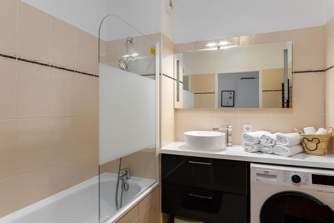 Apartment 2 Bedroomed Near Disneyland Paris With Garden Parking At Серри Экстерьер фото
